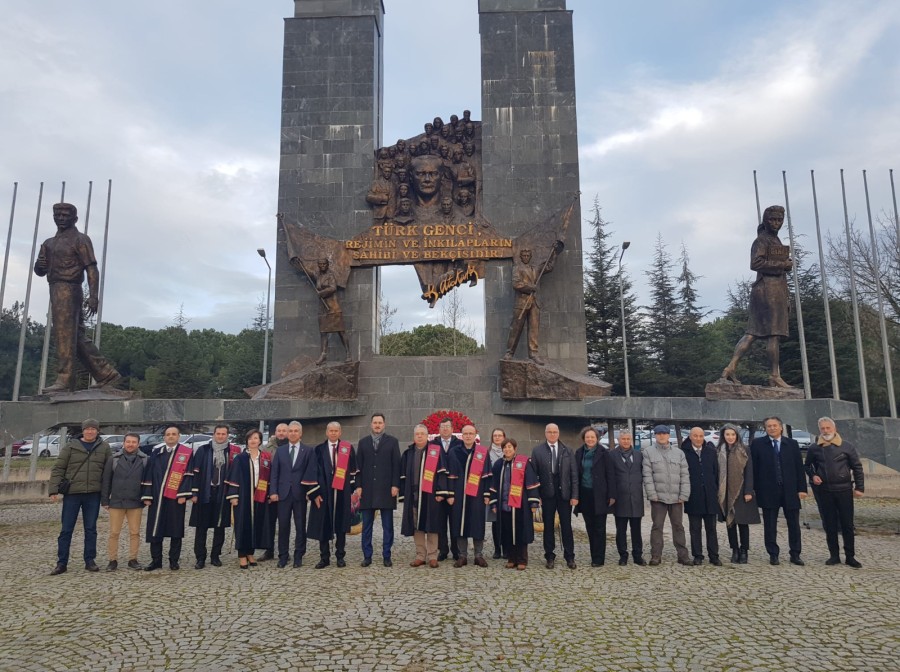 BAŞKA GAZETE: BURSA ULUDAĞ ÜNİVERSİTESİ`NDE TARIMSAL ÖĞRETİMİN 177. YILI KUTLANDI - 10 OCAK 2023