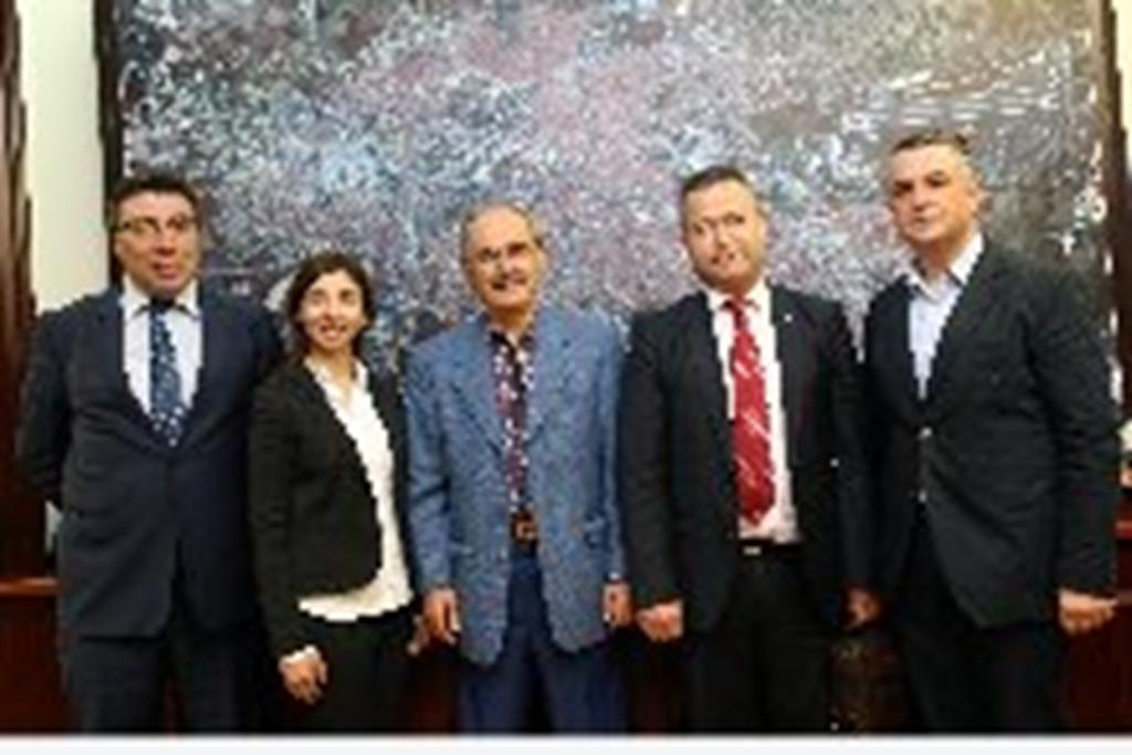 BÜYÜKŞEHİR BELEDİYE BAŞKANINA ZİYARET